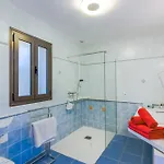 Maison Hyacinthe * Castelnaud-la-Chapelle