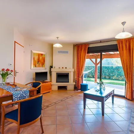 בית נופש Maison Hyacinthe *