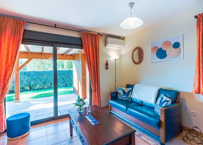 Maison Hyacinthe بيت للعطل